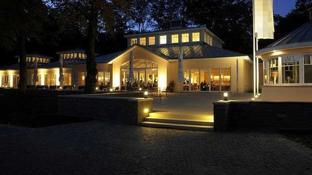 Schönes Rest. mit Seeblick