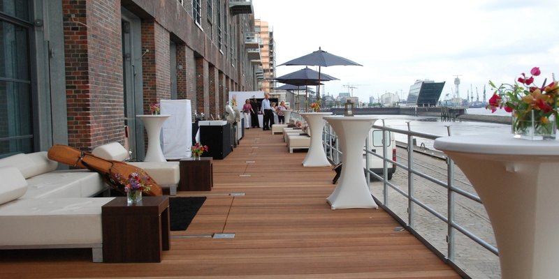 Loftiges arch overlooking the Elbe
