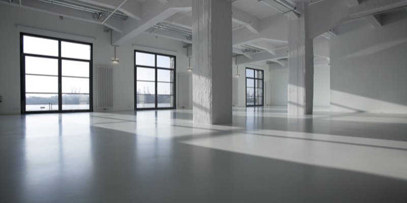 Loftiges arch overlooking the Elbe