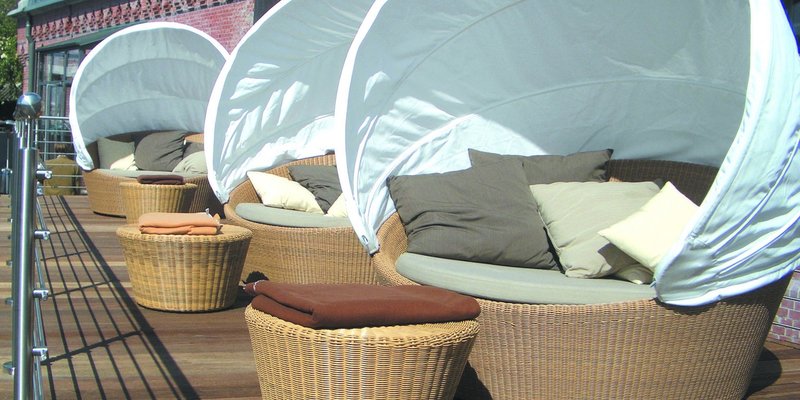 Restaurant & Lounge